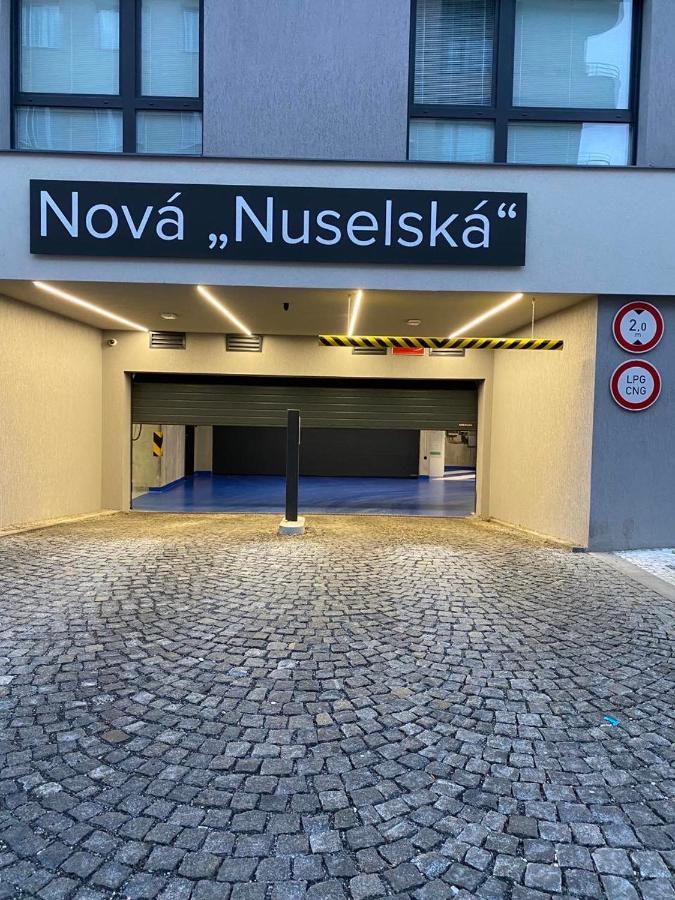 Nova Nuselska Lejlighed Prag Eksteriør billede